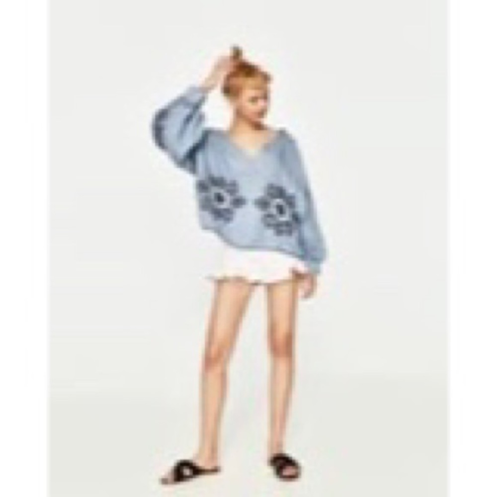 🌞 Zara TRF Embroidered Chambray Pom Pom Blouse